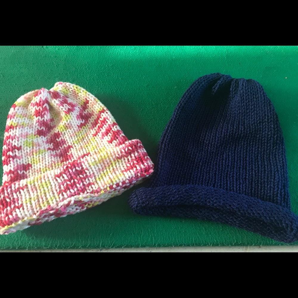 Pom Pom beanies - Picture 10 of 10